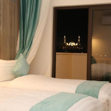 Turquoise Hotel Aqaba Exteriör bild